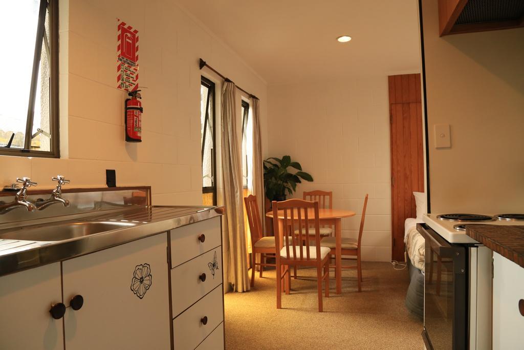 Papakura Motor Lodge & Motel Szoba fotó