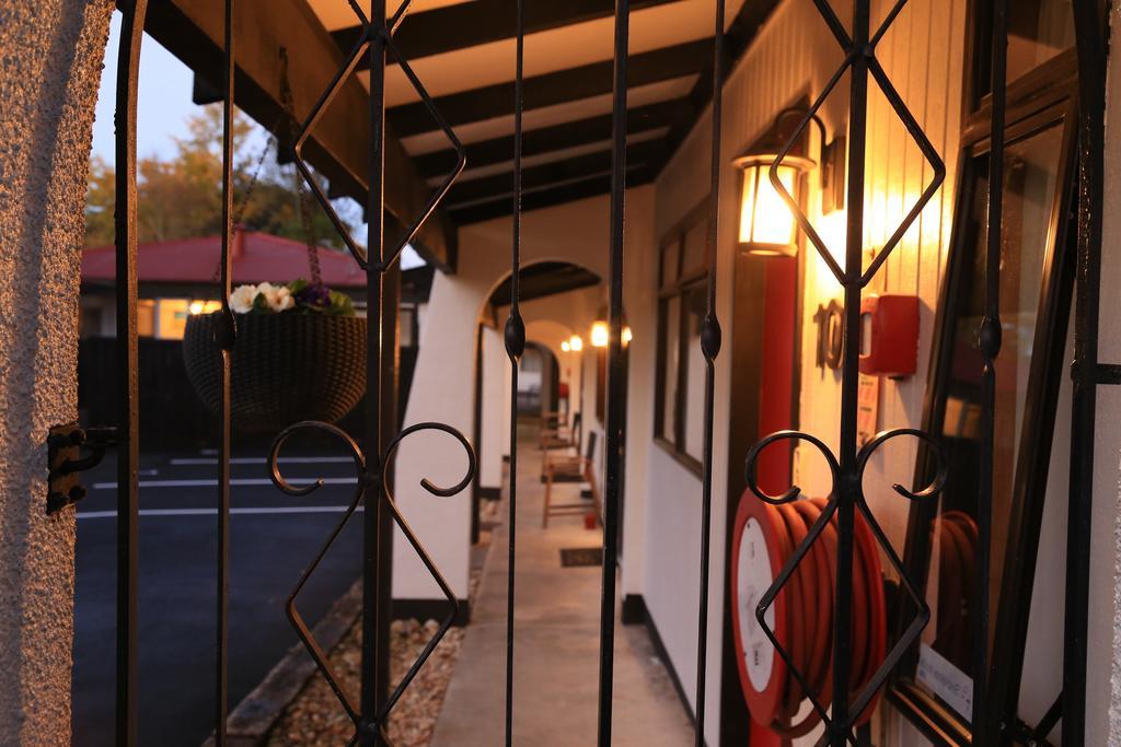 Papakura Motor Lodge & Motel Kültér fotó