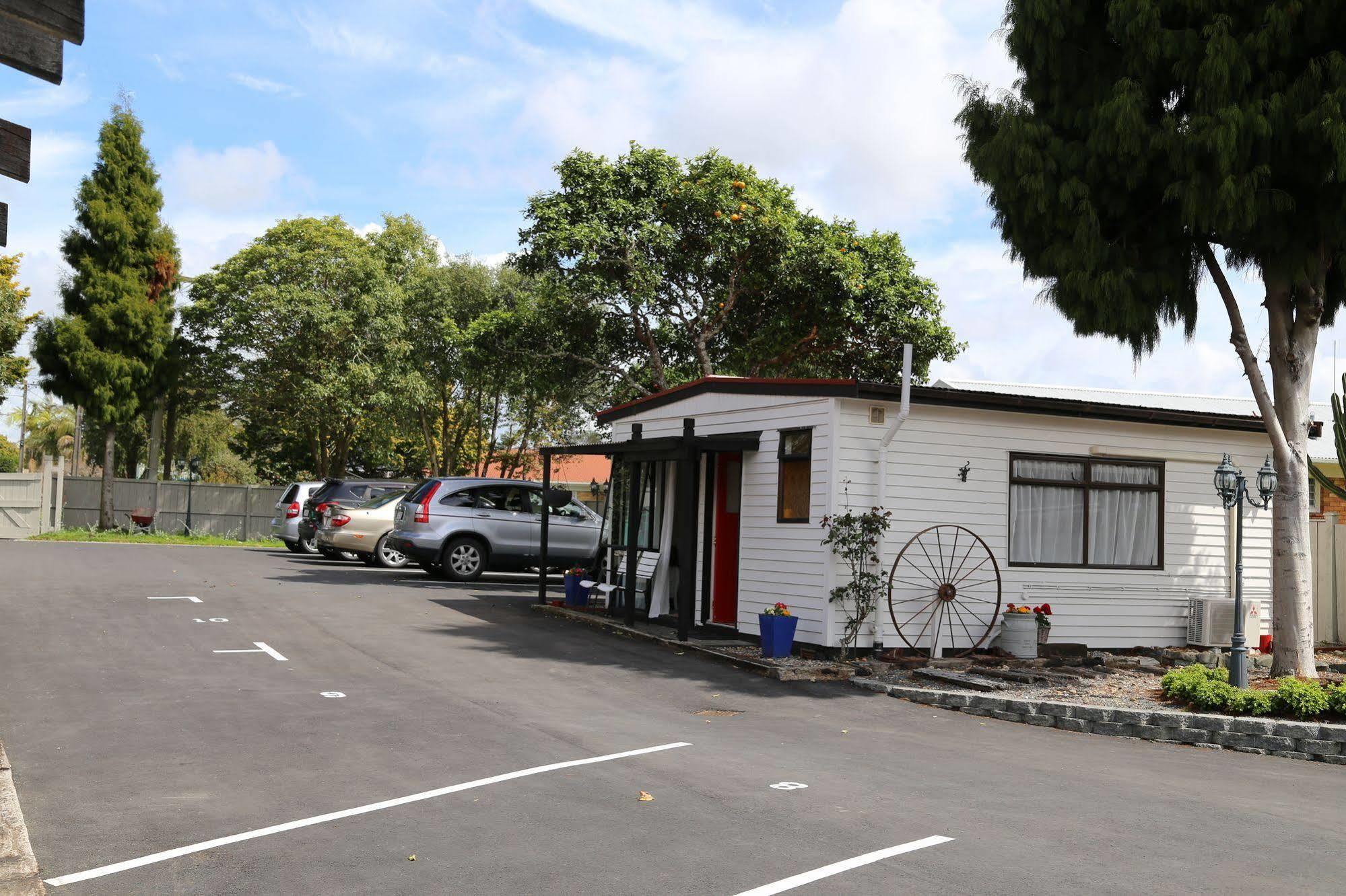 Papakura Motor Lodge & Motel Kültér fotó