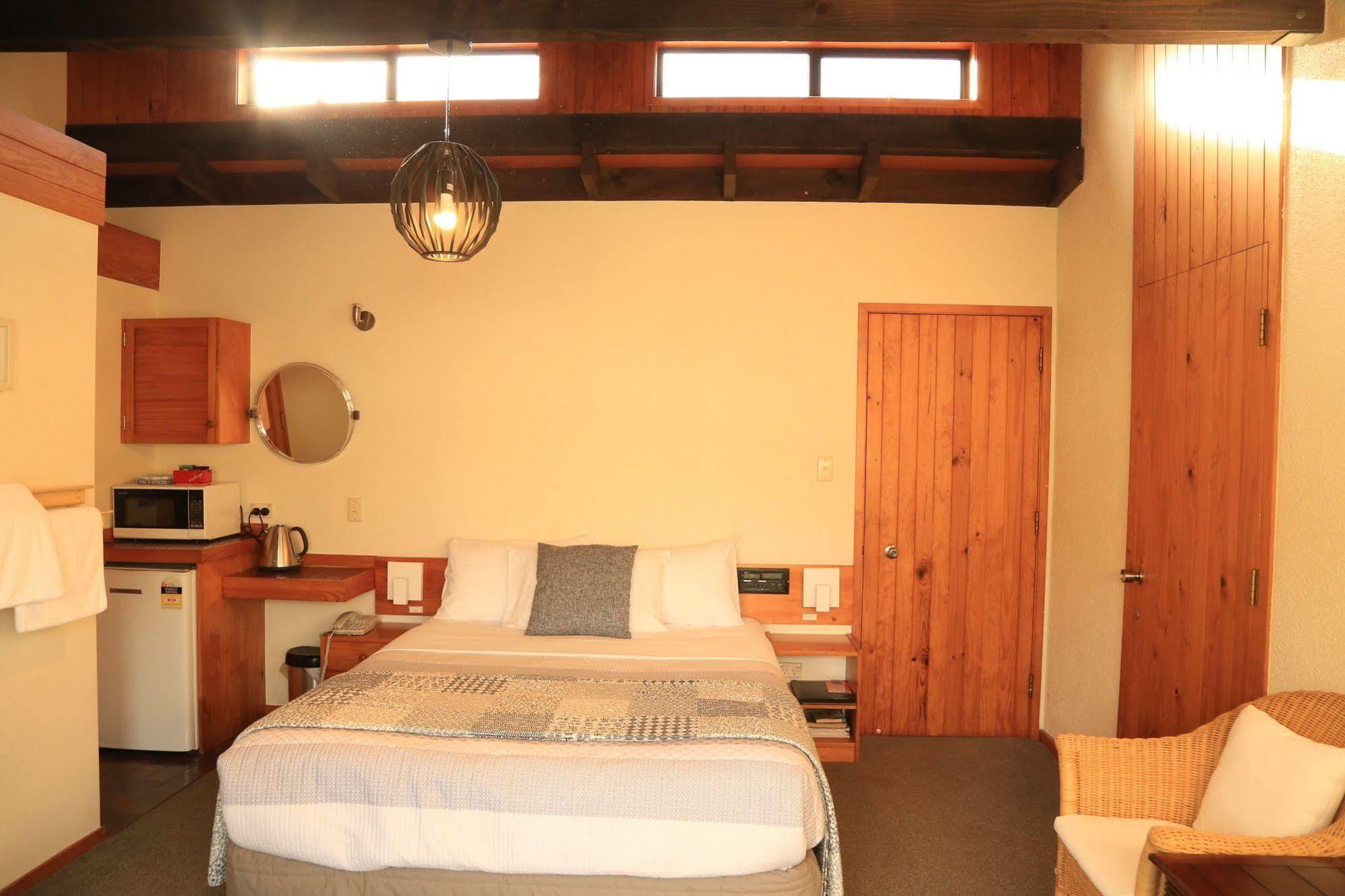 Papakura Motor Lodge & Motel Kültér fotó